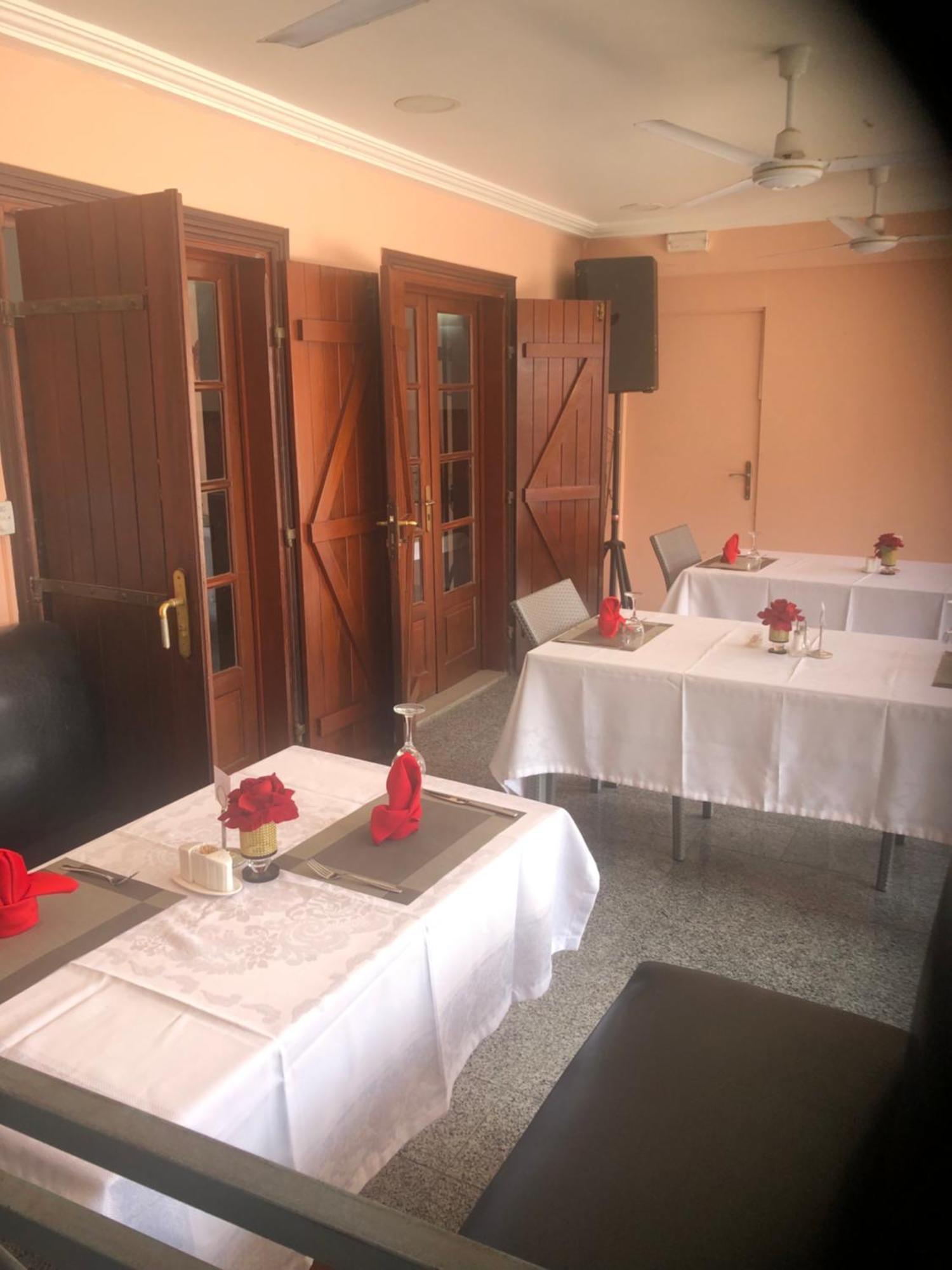 Residence Hoteliere Le Jomonia 利伯维尔 外观 照片