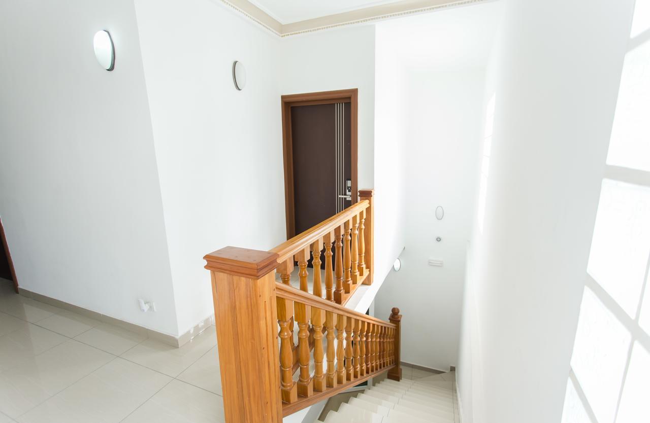 Residence Hoteliere Le Jomonia 利伯维尔 外观 照片
