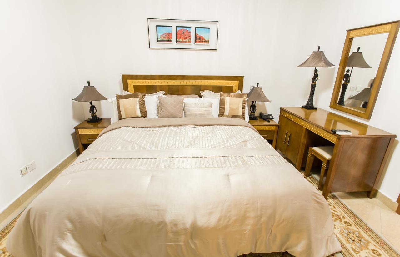 Residence Hoteliere Le Jomonia 利伯维尔 外观 照片