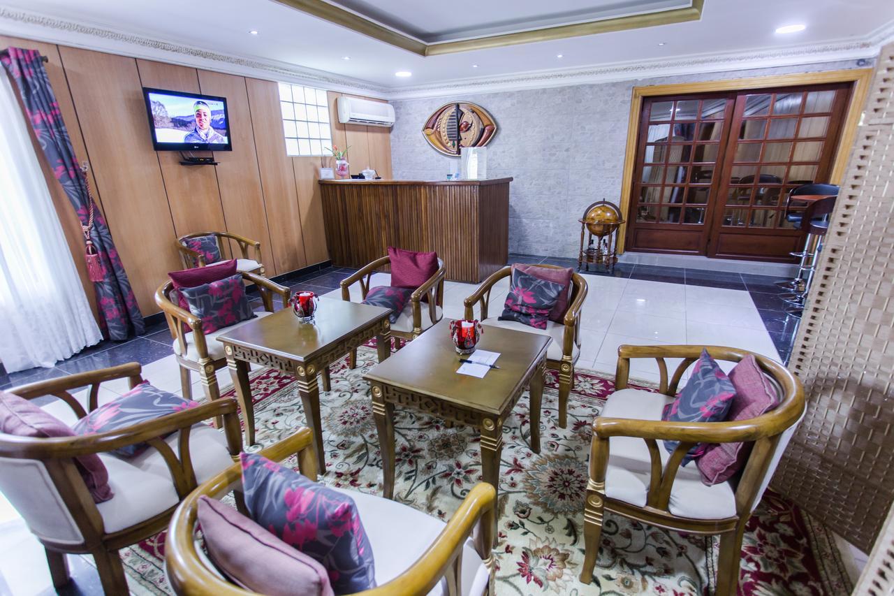 Residence Hoteliere Le Jomonia 利伯维尔 外观 照片
