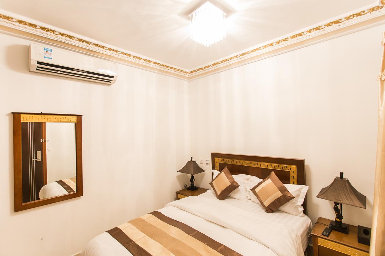 Residence Hoteliere Le Jomonia 利伯维尔 外观 照片