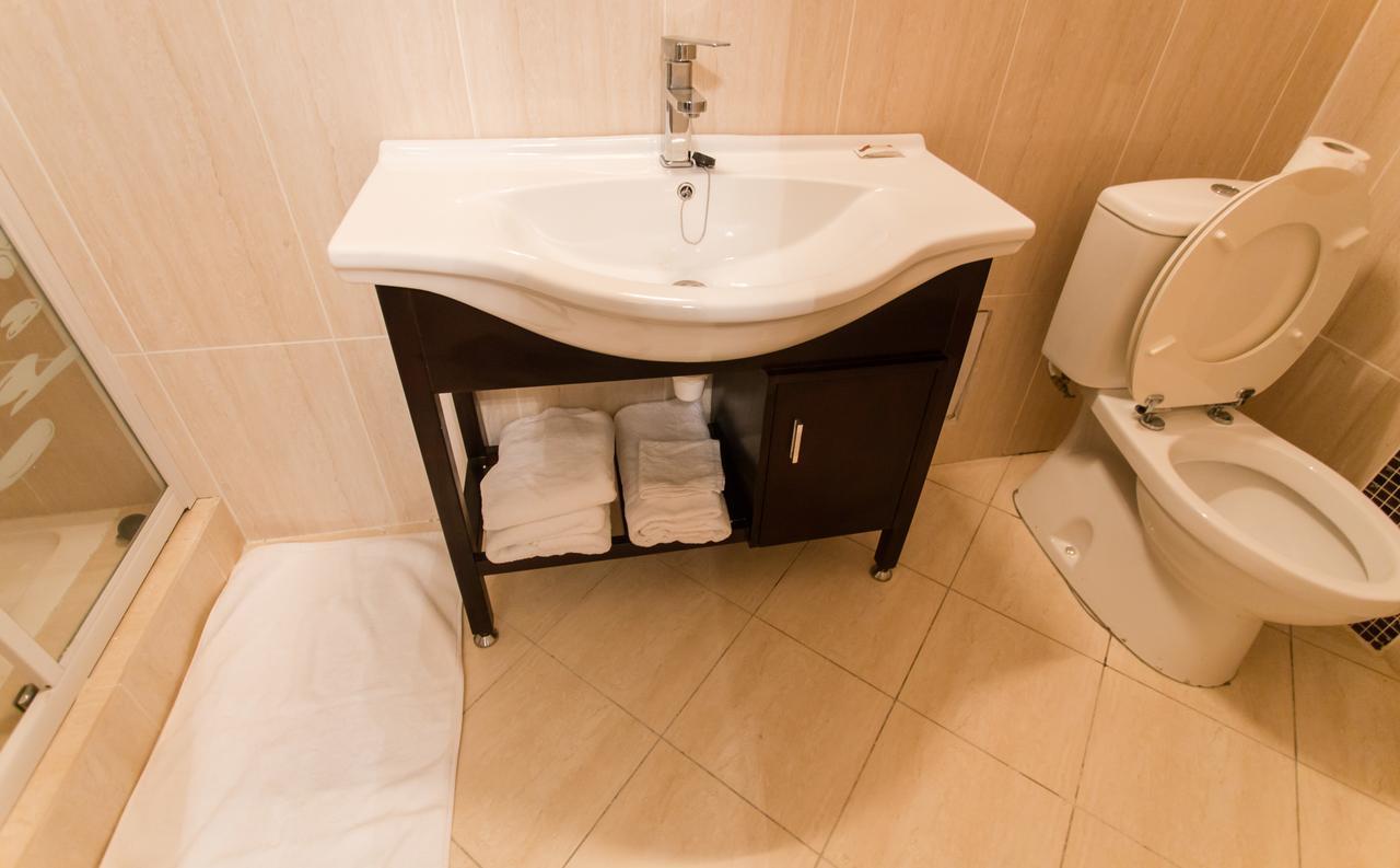 Residence Hoteliere Le Jomonia 利伯维尔 外观 照片