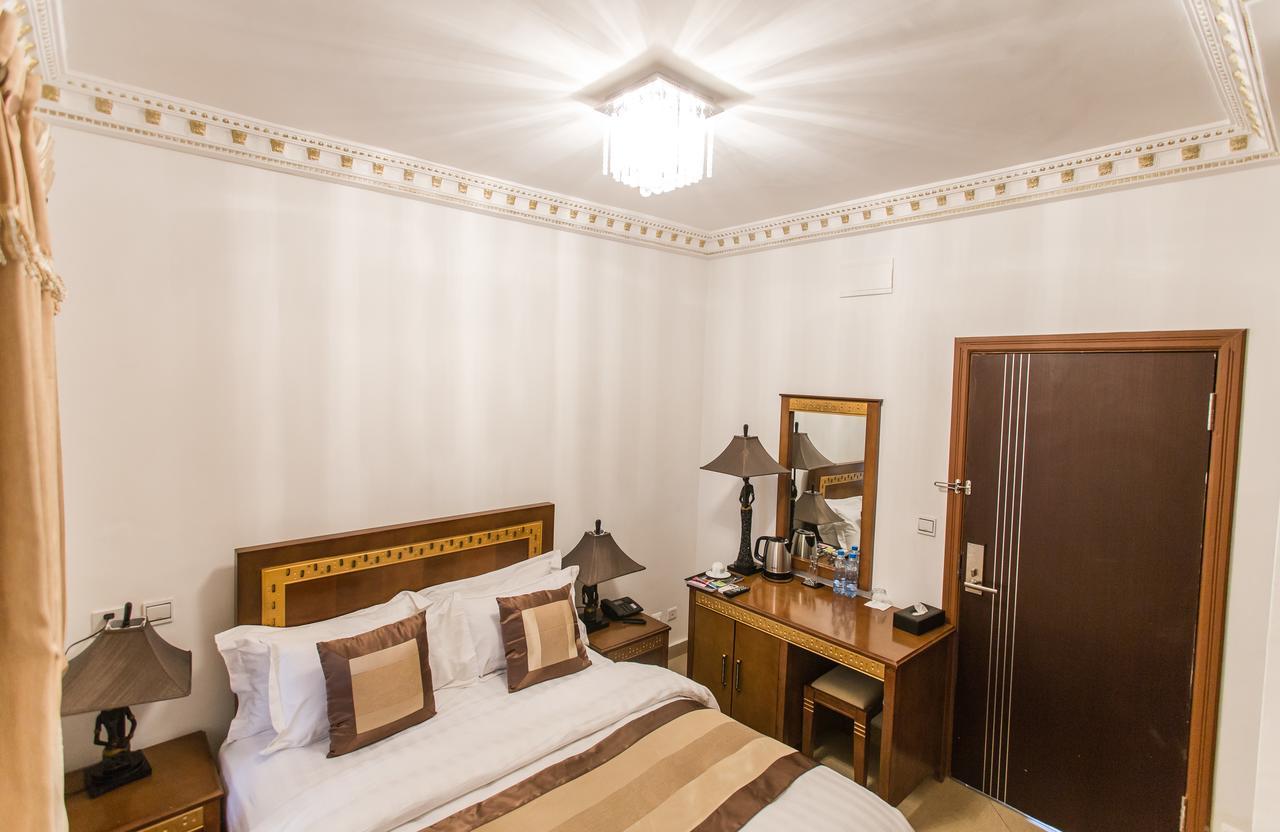 Residence Hoteliere Le Jomonia 利伯维尔 外观 照片