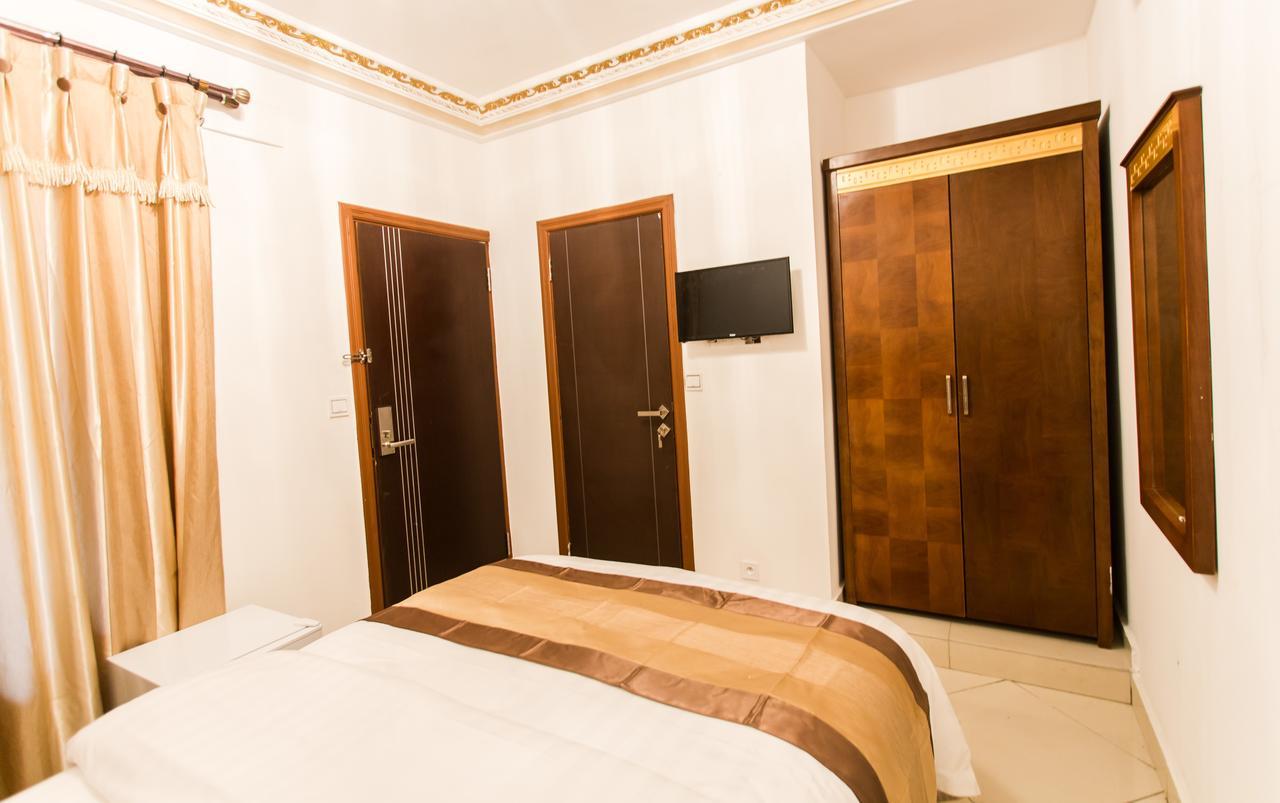 Residence Hoteliere Le Jomonia 利伯维尔 外观 照片