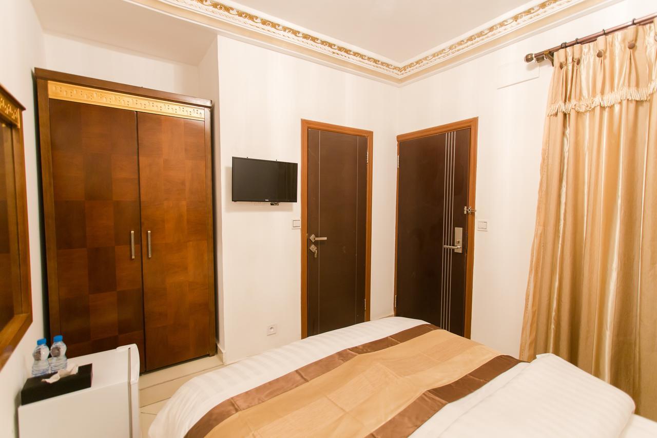 Residence Hoteliere Le Jomonia 利伯维尔 外观 照片