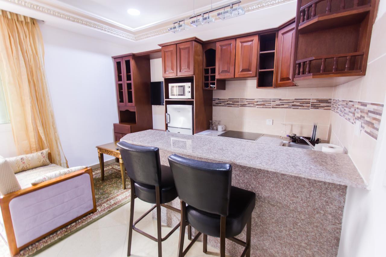 Residence Hoteliere Le Jomonia 利伯维尔 外观 照片