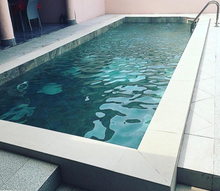 Residence Hoteliere Le Jomonia 利伯维尔 外观 照片